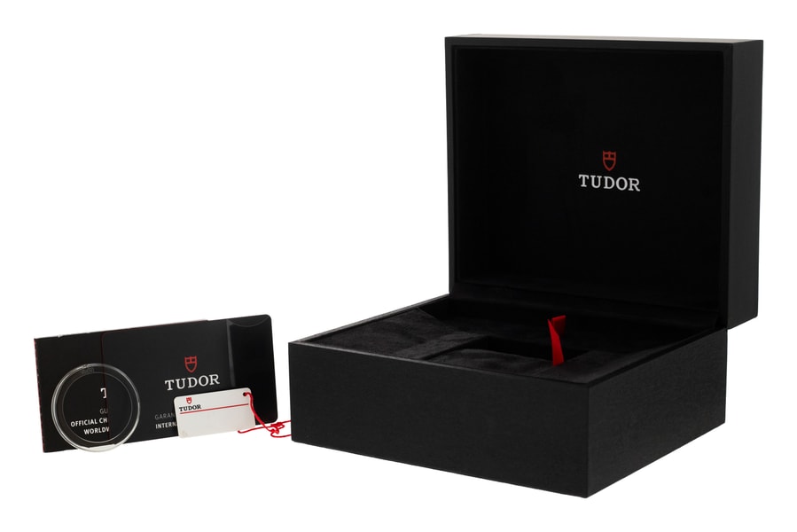 Tudor Black Bay GMT M79830RB-0001